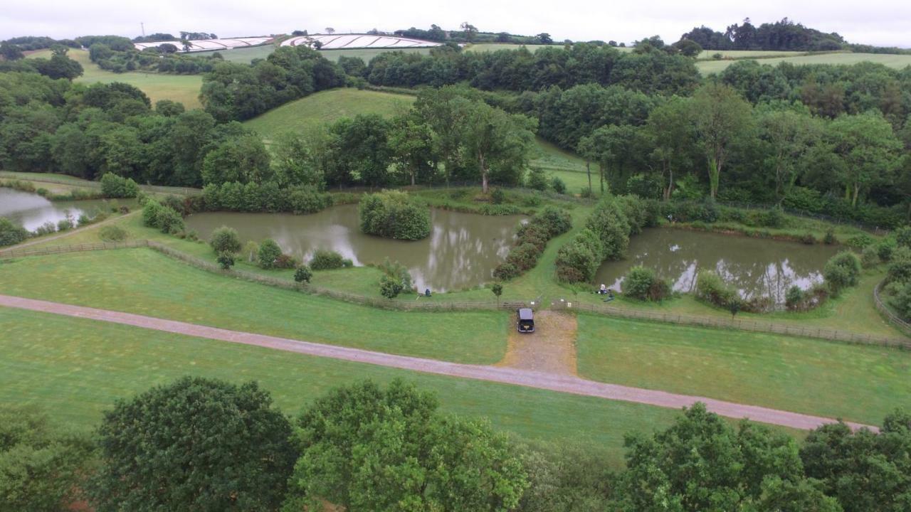 Riverside Park & Country Club ساوث مولتون المظهر الخارجي الصورة